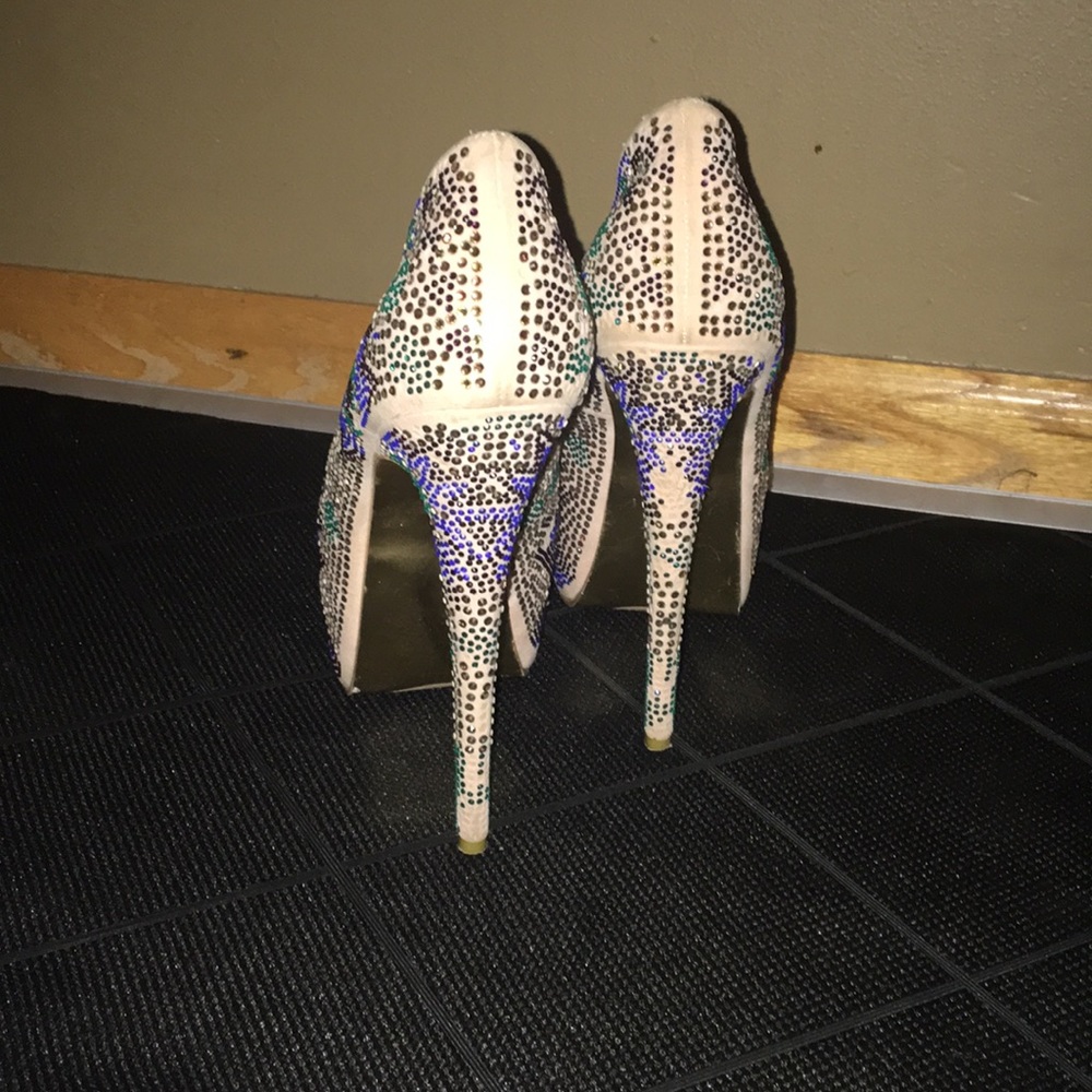 Platform heels - Picture 3 of 3